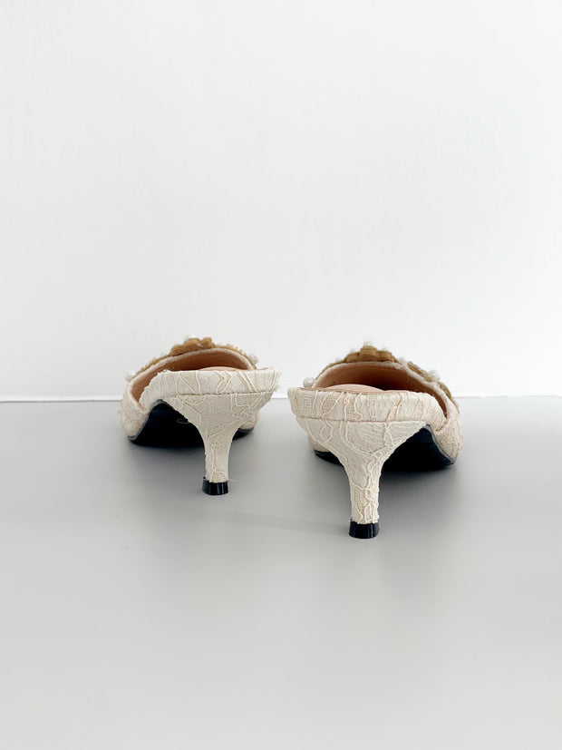cream pearl shoes