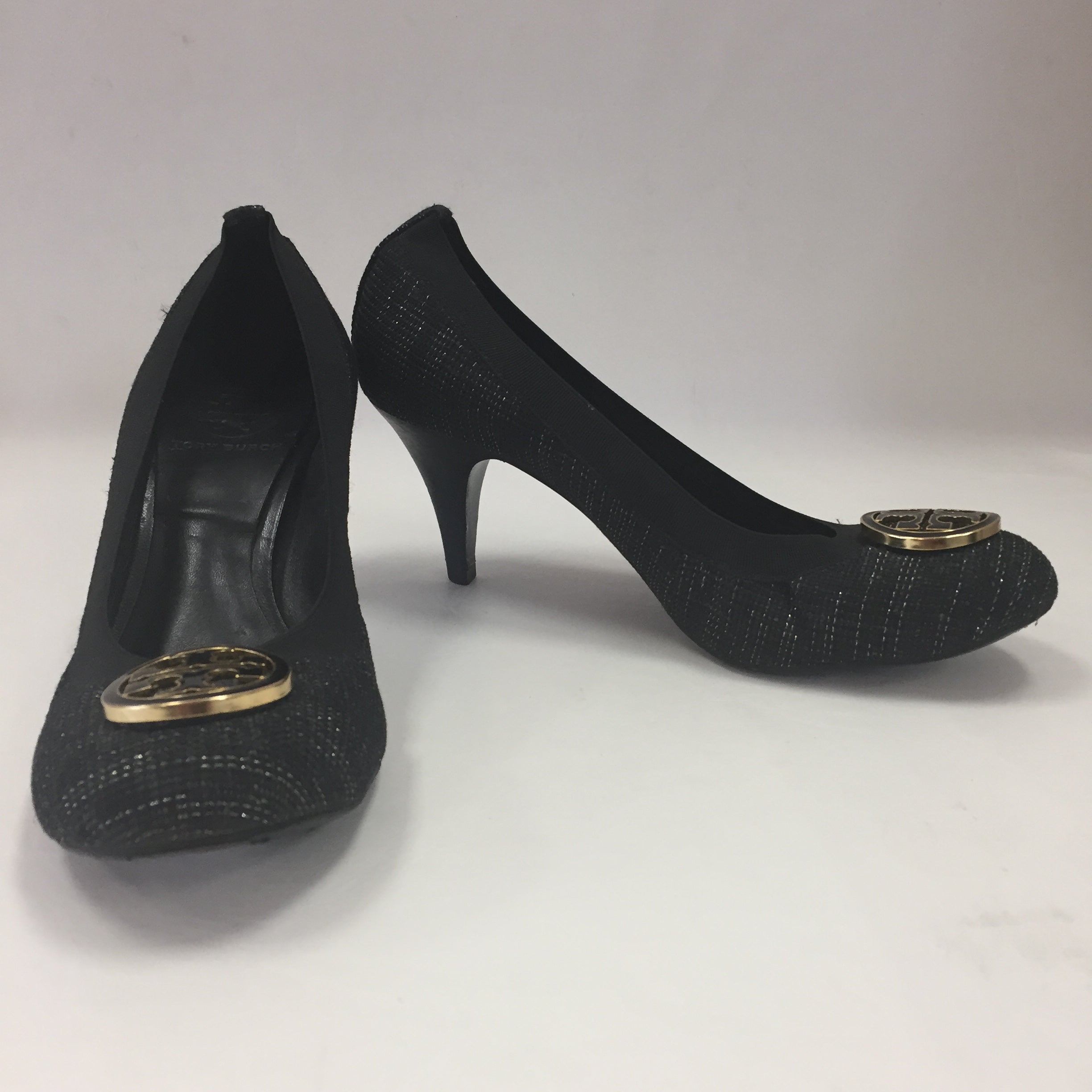 Authentic Tory Burch Black & Metallic Gold Tweed Logo Pumps Women's Si –  Luxe Touch Luxury Resale