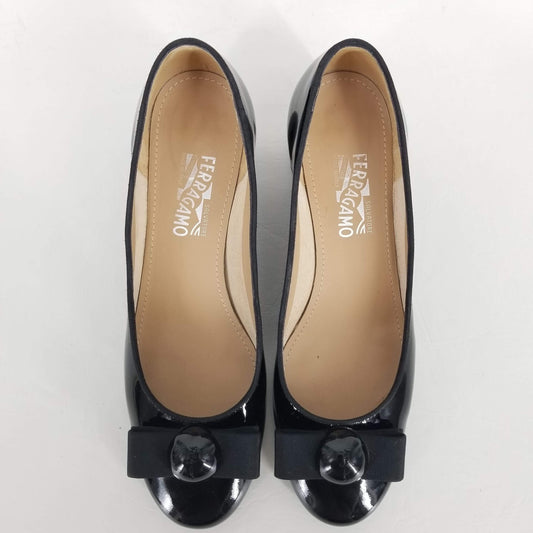 Louis Vuitton Eyeline Pumps in Black — UFO No More