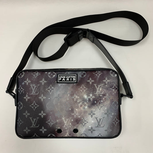 Louis Vuitton Speedy Eclipse Limited Edition Top handle ○ Labellov ○ Buy  and Sell Authentic Luxury