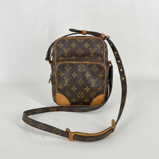 Louis Vuitton Womens Favourite PM Damier Ebene – Luxe Collective