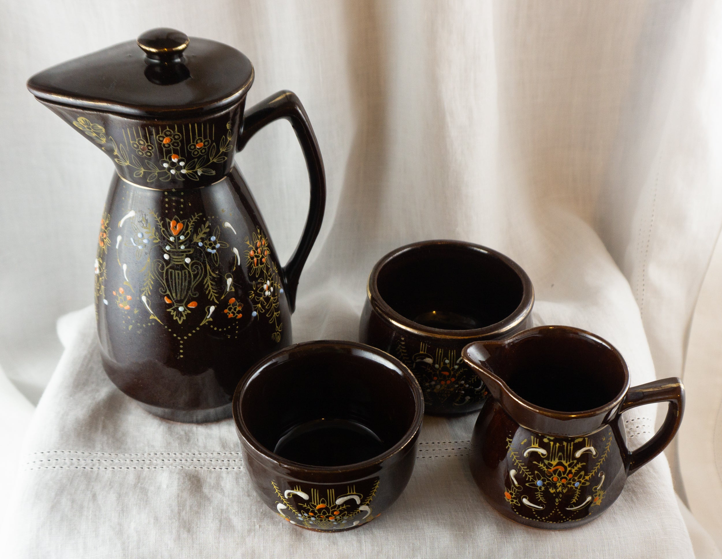 Vintage Redware Hand Painted Hot Chocolate Set 2 Hippies Vintage