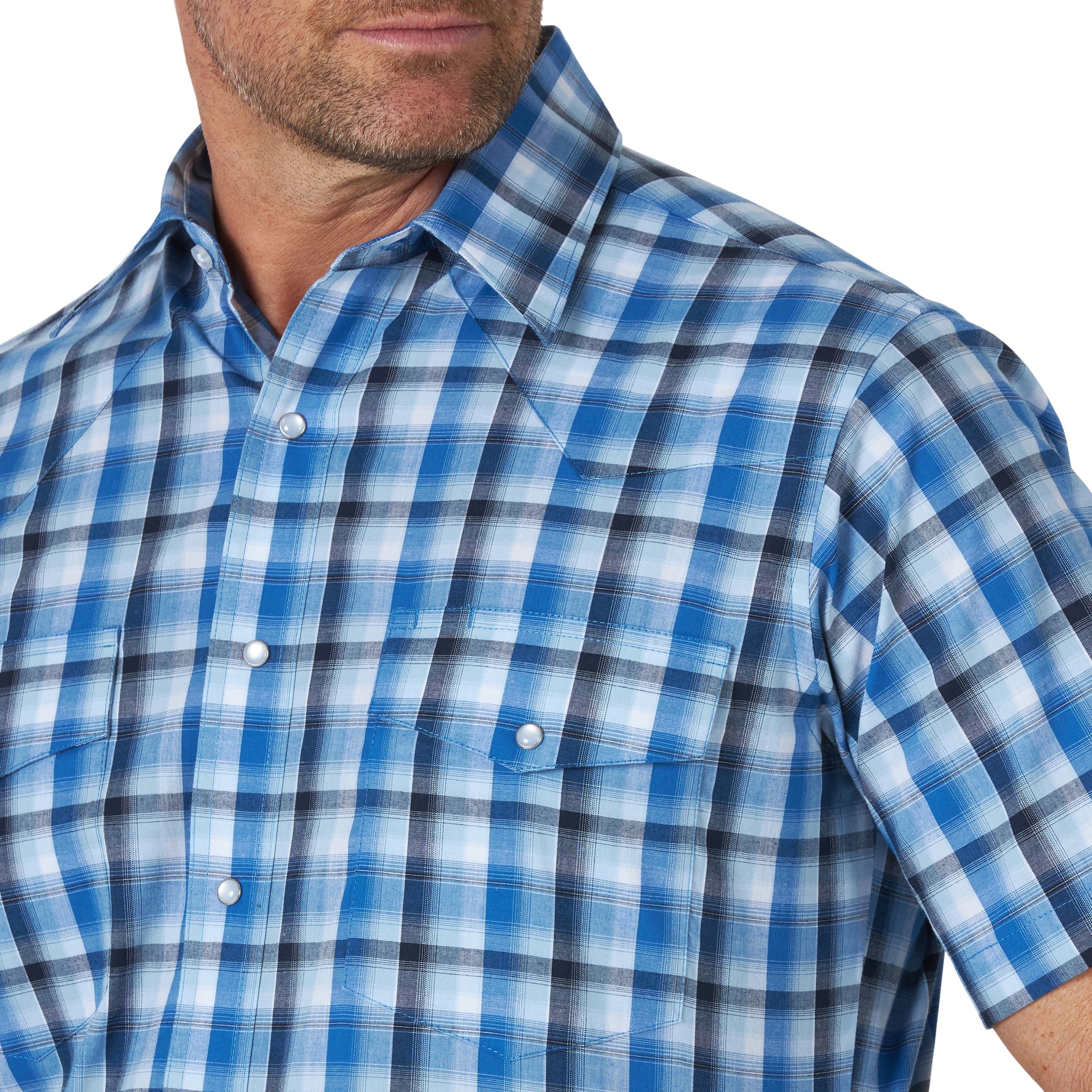 Men's Wrangler Wrinkle Resistant Blue Plaid Short Sleeve Shirt – Baughman's  Western Outfitters