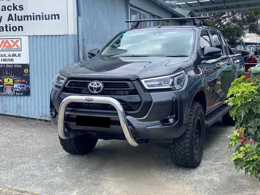 hilux nudge bars