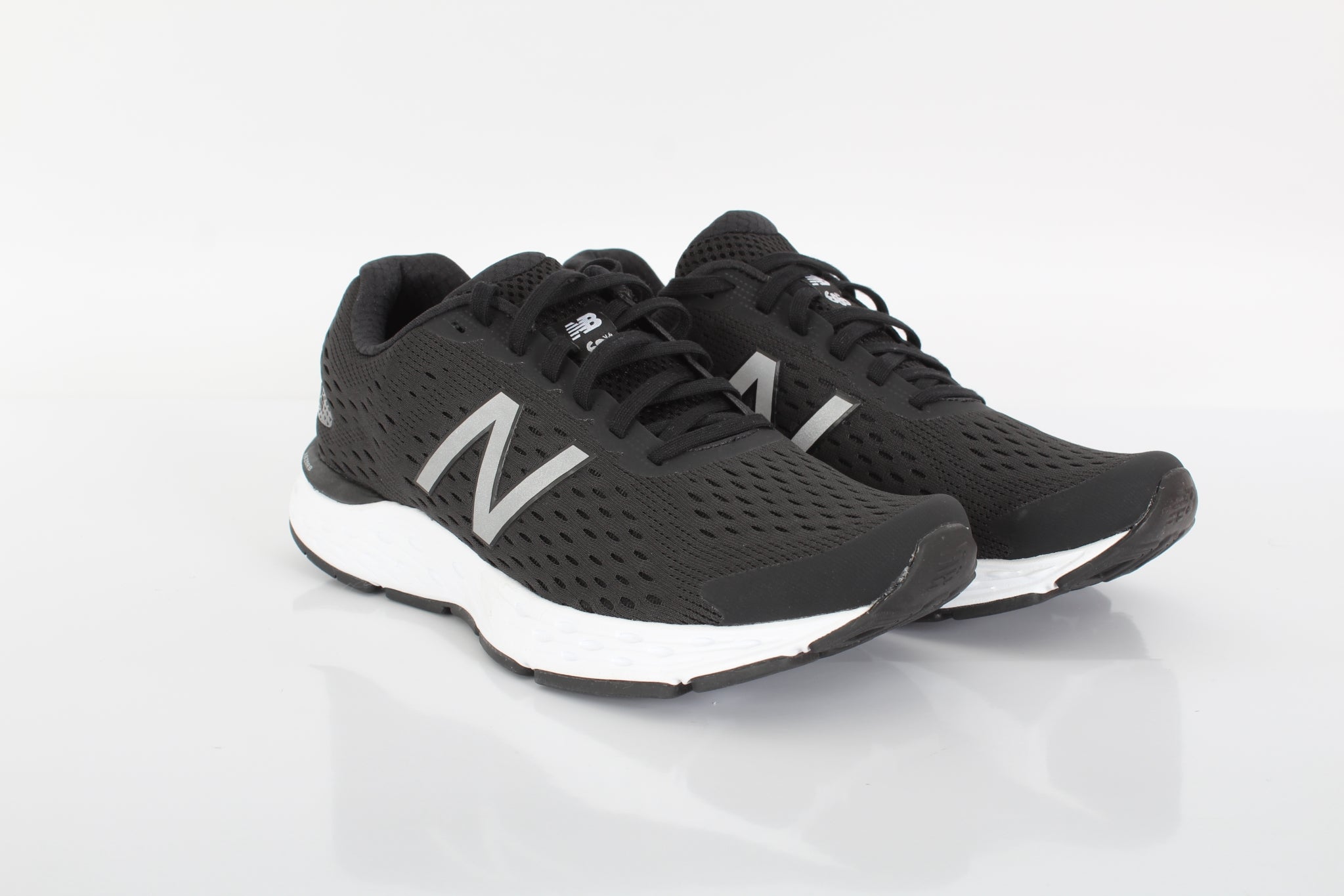 new balance trainers