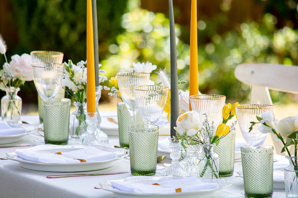 a mad lilies summer tablescape design