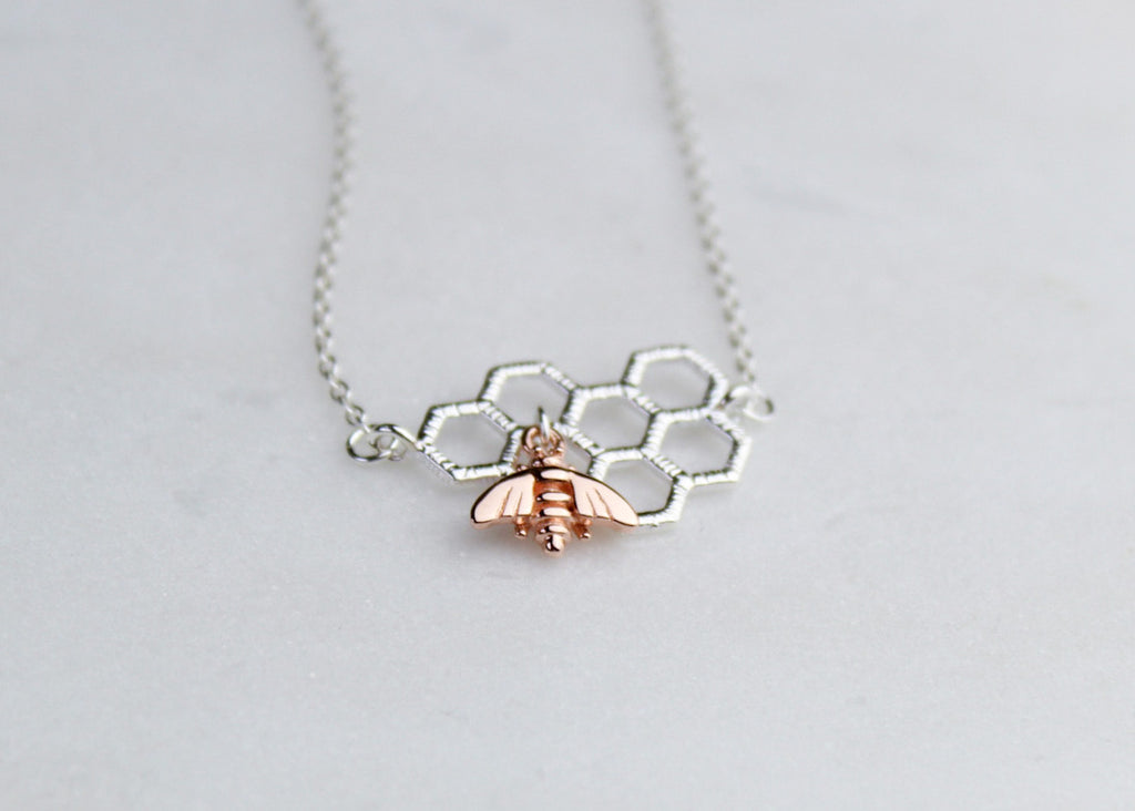 Silver Worker Bee Necklace – Laura 