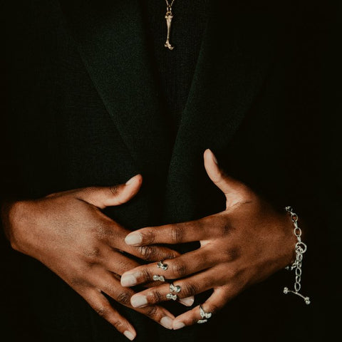 How to Layer Jewellery and rings Like a Pro
