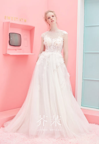 bridal dress hire