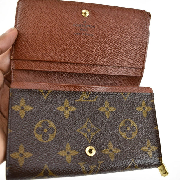 LOUIS VUITTON: Brown, "LV" Logo & Leather Medium Wallet (yg)