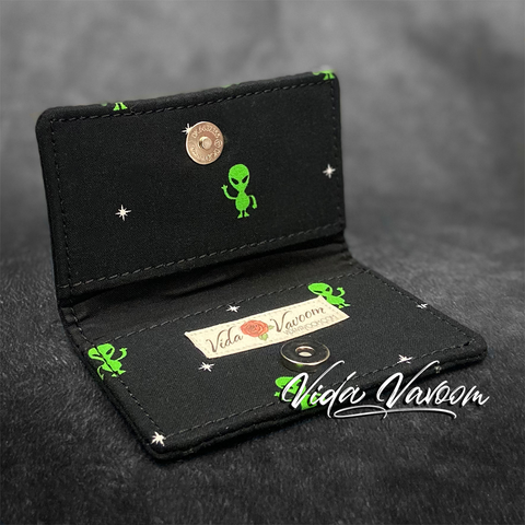 cute-alien-handmade-card-wallet-1_540x
