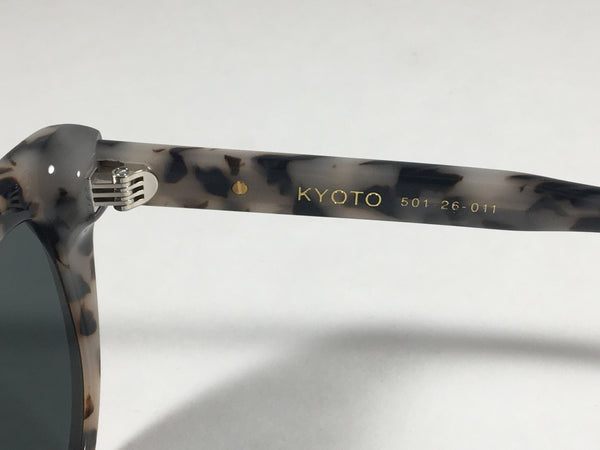 Sonix Kyoto 501 26 011 Sunglasses Women S Cat Eye Milk Tortoise Frame