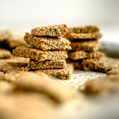 Keto_seed_crackers