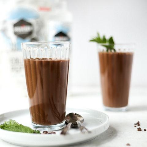 Hunter & Gather mint cacao protein smoothie with collagen peptides and MCT oil