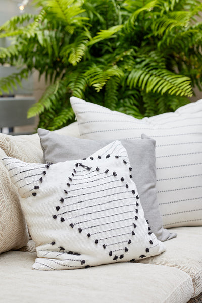 outdoor pillows, jo alcorn