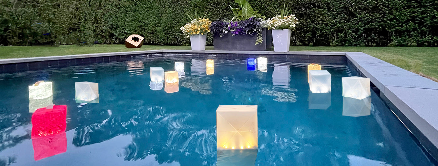 Pool Decorations during a Wedding