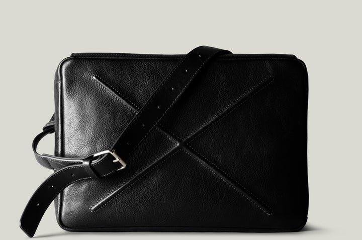 Flat Pack - Slim Messenger Bag for iPad or MacBook – hardgraft