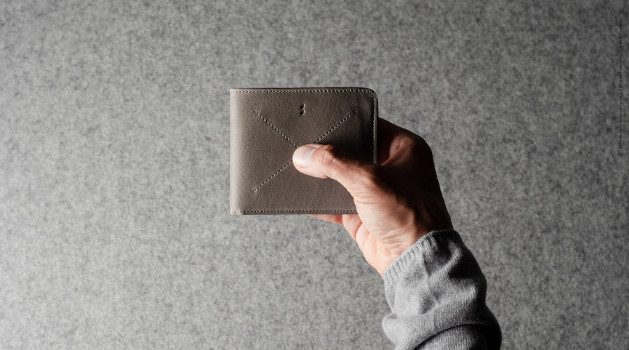 Cash Card Wallet . Off Grey – hardgraft