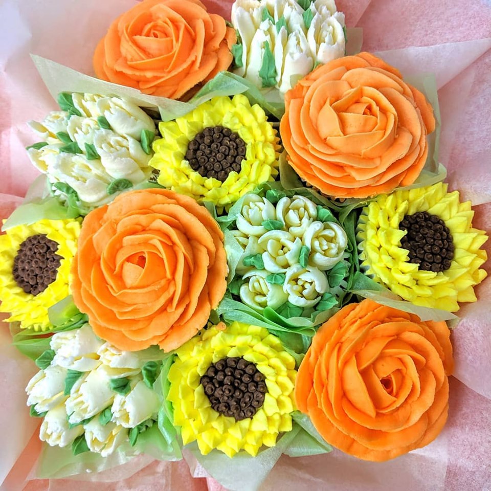 Orange Rose Cupcake Bouquet – Piped Flower Bouquets