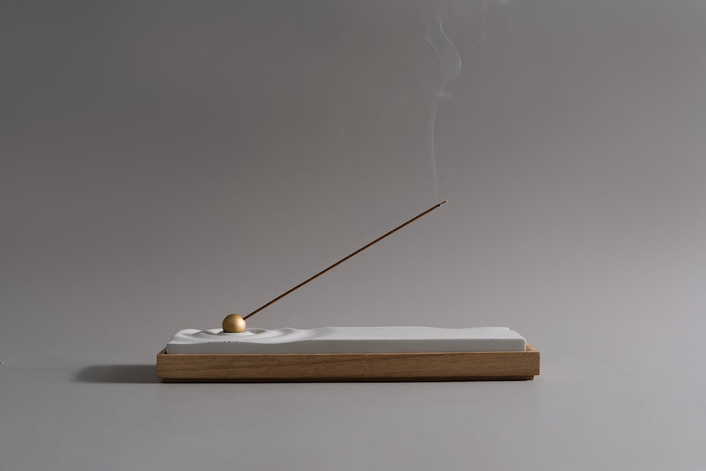 Kin objects light gray Ripple incense burner with Oak Base