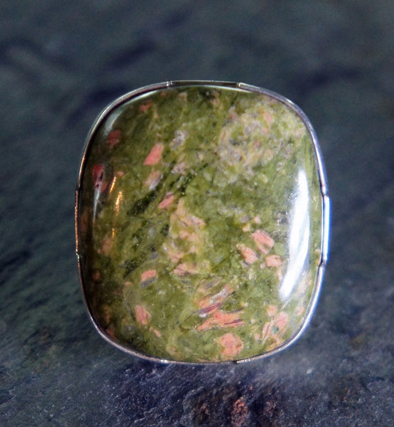 Bague en unakite