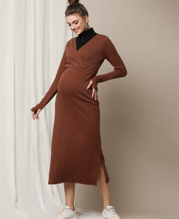 pregnant woman wearing a brown rib-knit crossover dress