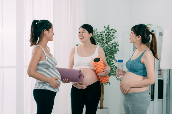 Motherhood Maternity Pants Size Large — Family Tree Resale 1