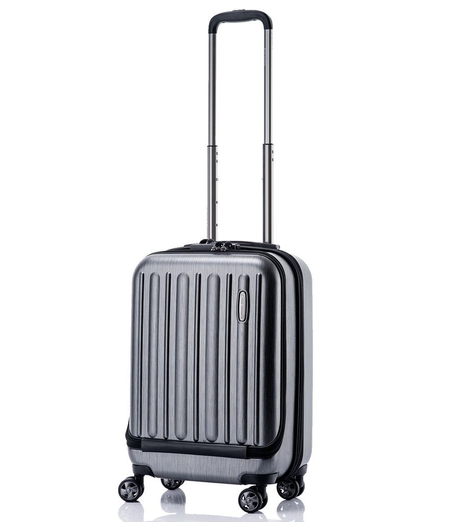 hideo wakamatsu luggage