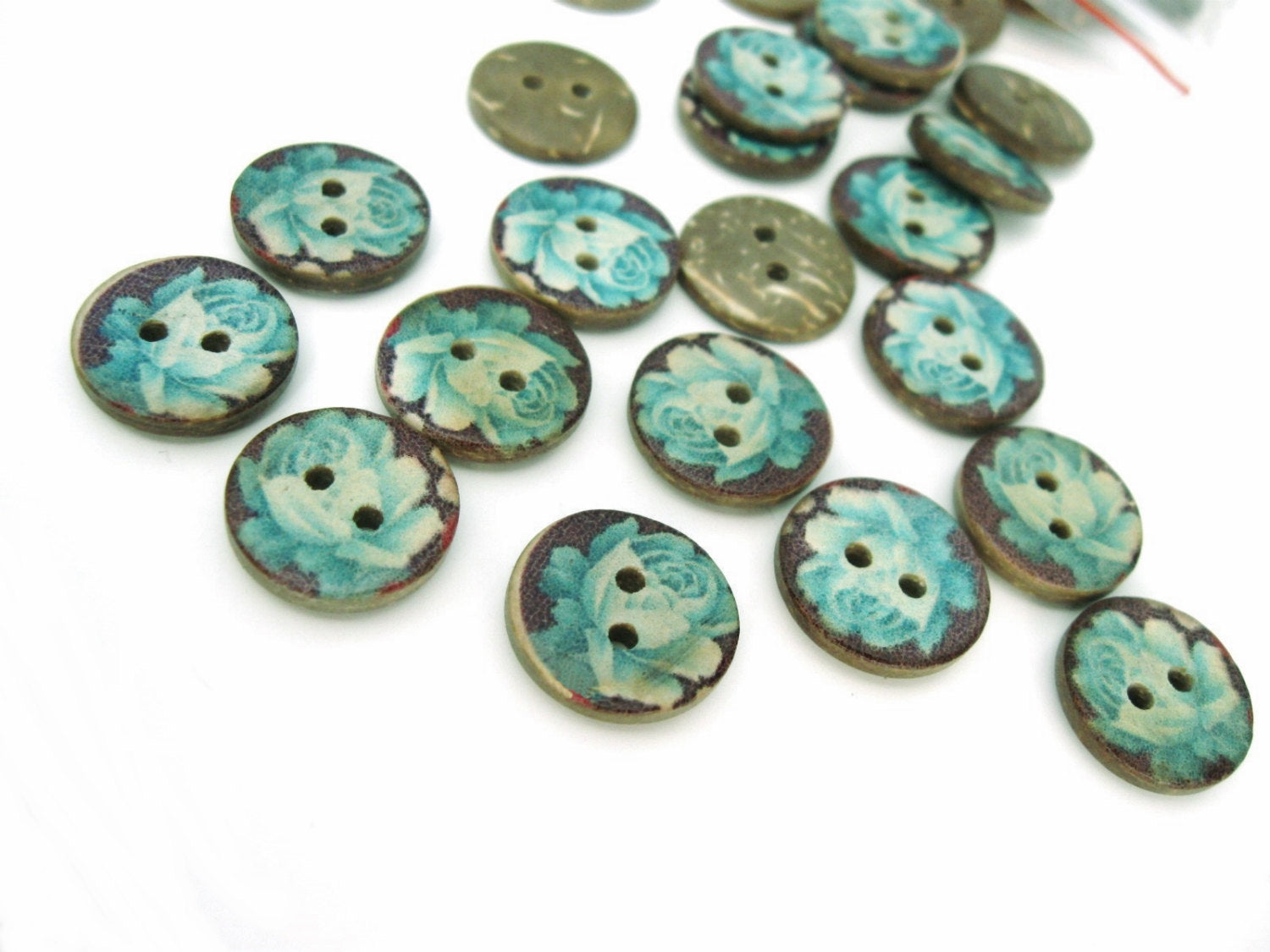 Summer flower buttons - Mother of Pearl Shell Buttons 30mm - set of 4