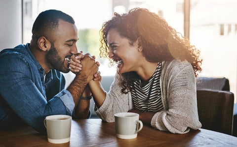 how-to-be-a-better-listener-hold-hands