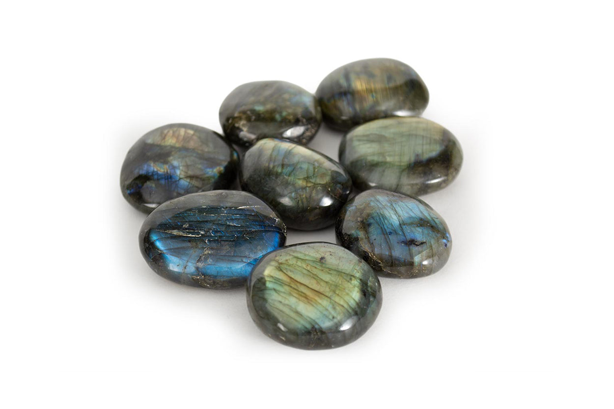 Seidora-Labradorite-Palm-Stones-1-887195_4bda8516-e5c6-48a3-83f8-56ac08137214
