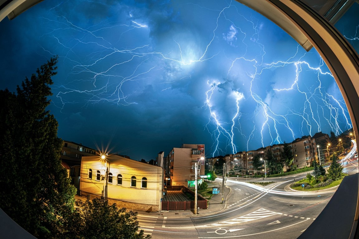 Long Exposure Lightning Photography