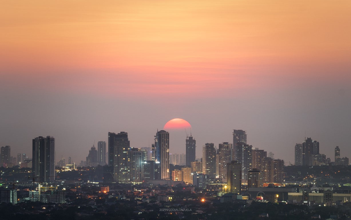 Sun Moon Expert Golden Hour Photography