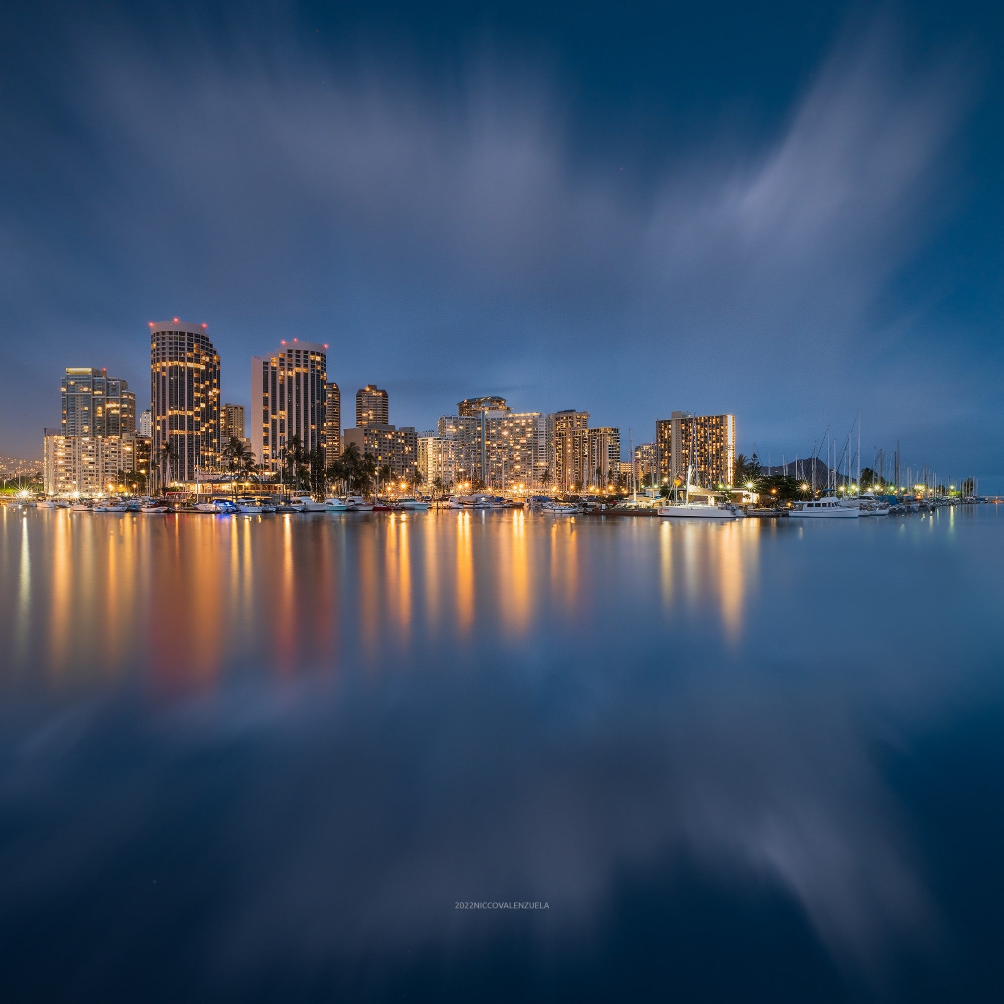 symmetry and geometry at cityscape photography