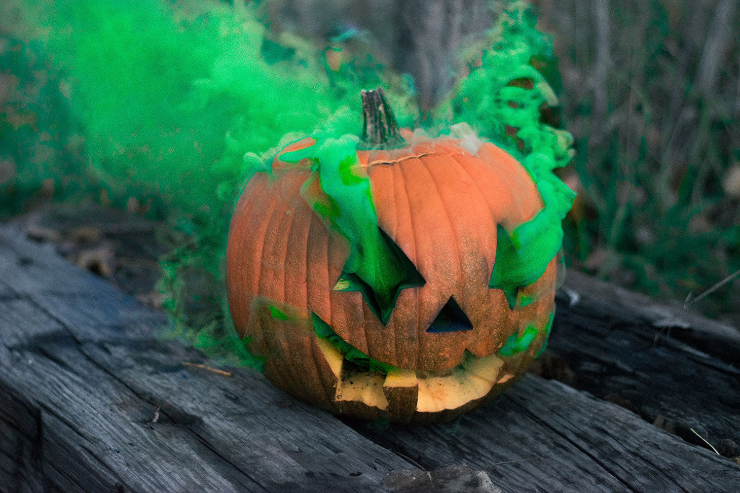 Add (a ghostly) spice to your pumpkin photos