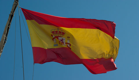 Pavillon Espagnole flottant au vent