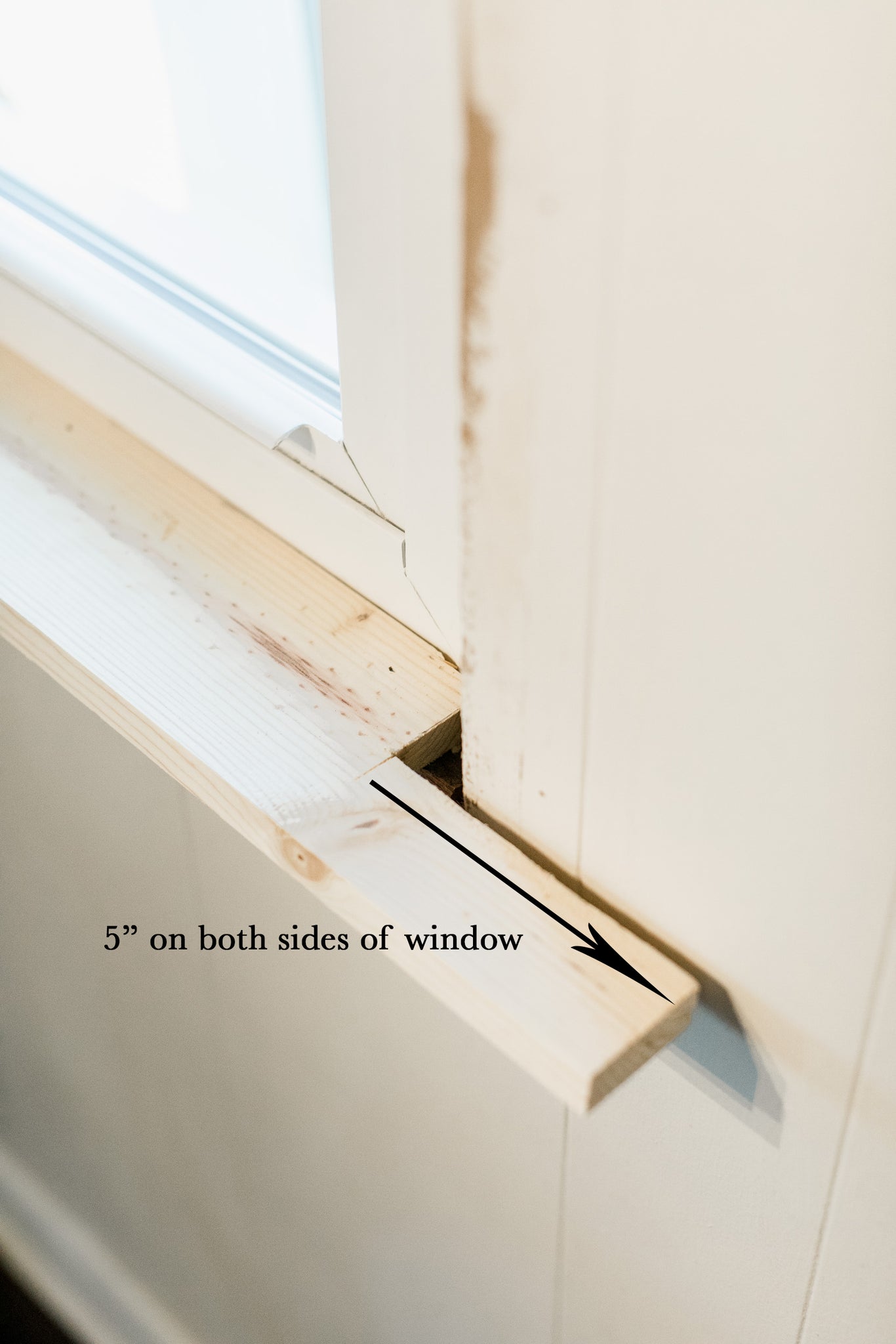 vedvarende ressource Skelne For en dagstur Easy DIY Custom Window Trim – Cottonwood Shanty