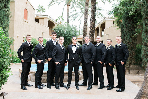 Great jacket buttoning and (almost) perfect hand positioning shown by these gentlemen!