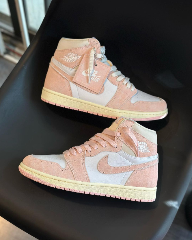 Air Jordan 1 Washed Pink