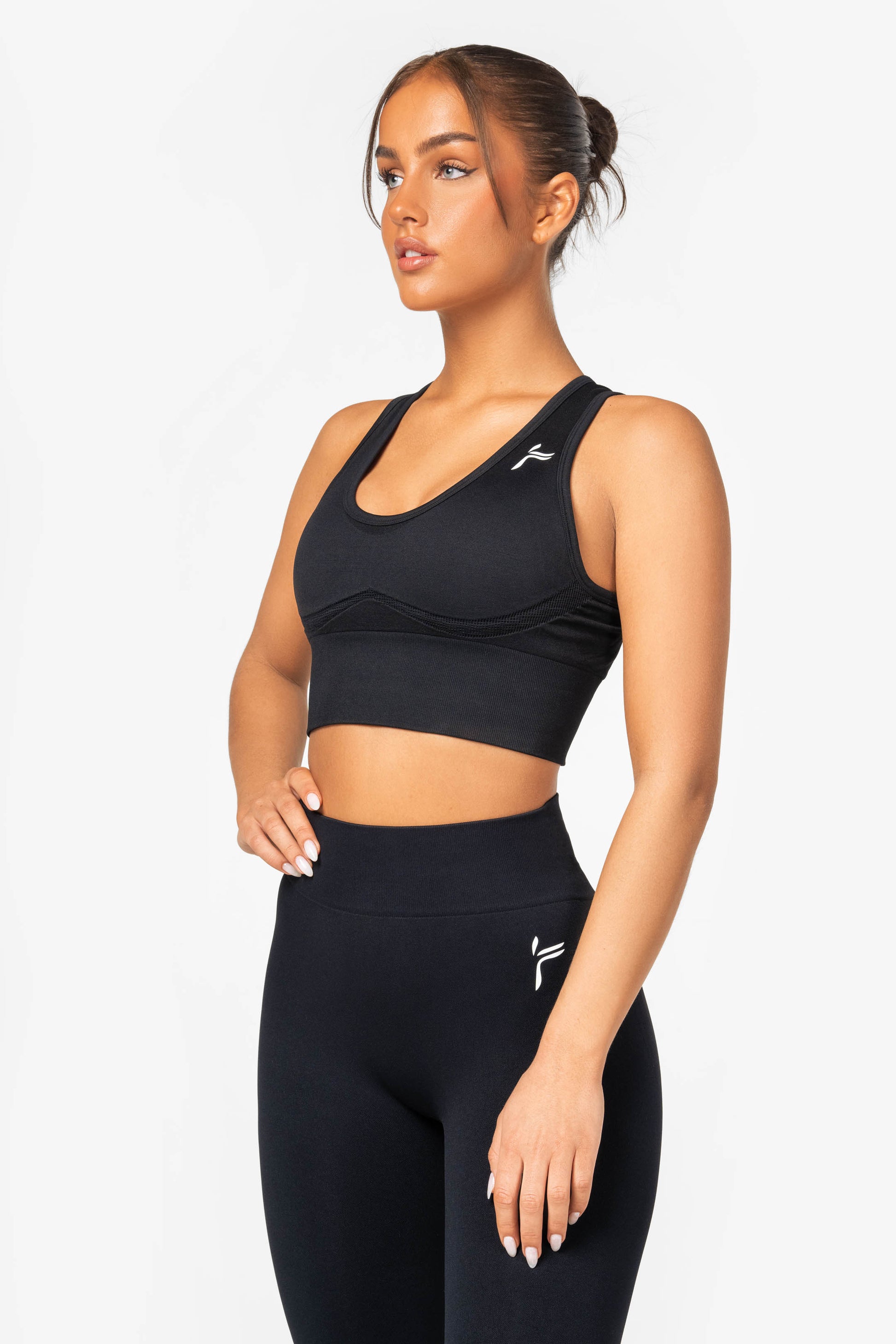 Elevate sports bra | Ladies | seamless | good hold Famme