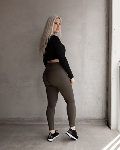 Tights guide - All about training tights for women - Free shipping