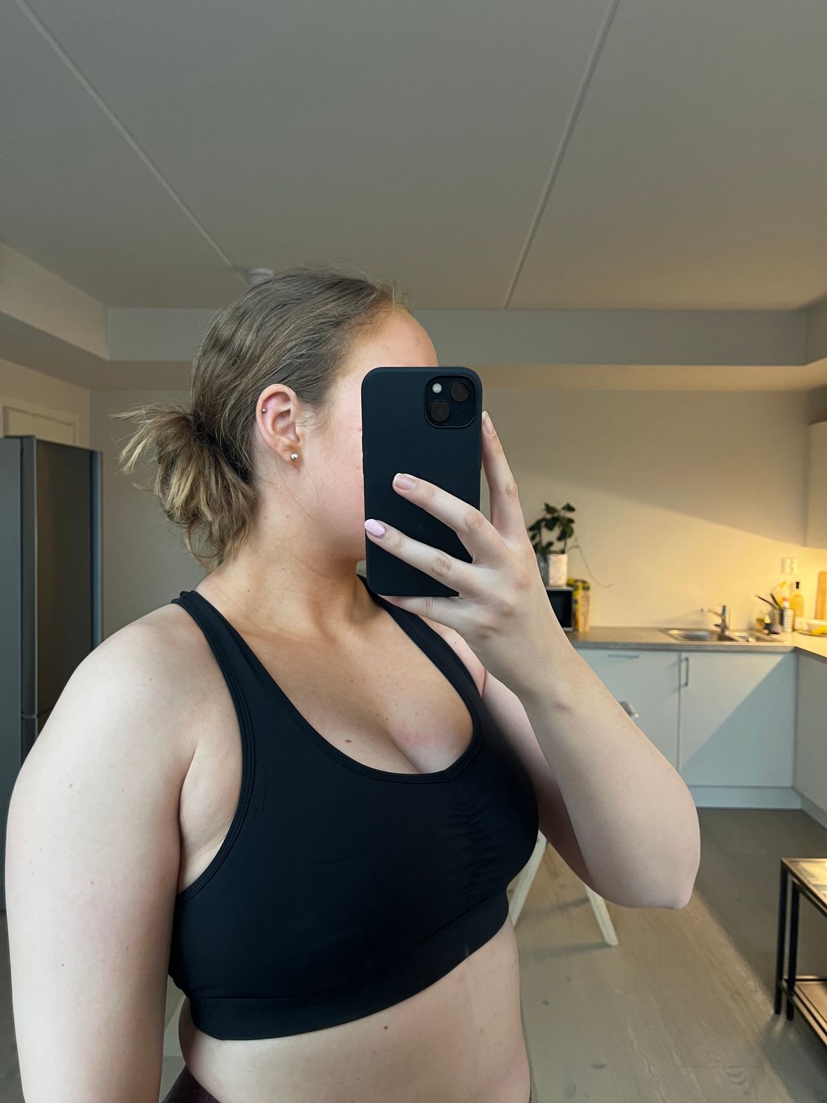 Black Scrunch Sports Bra