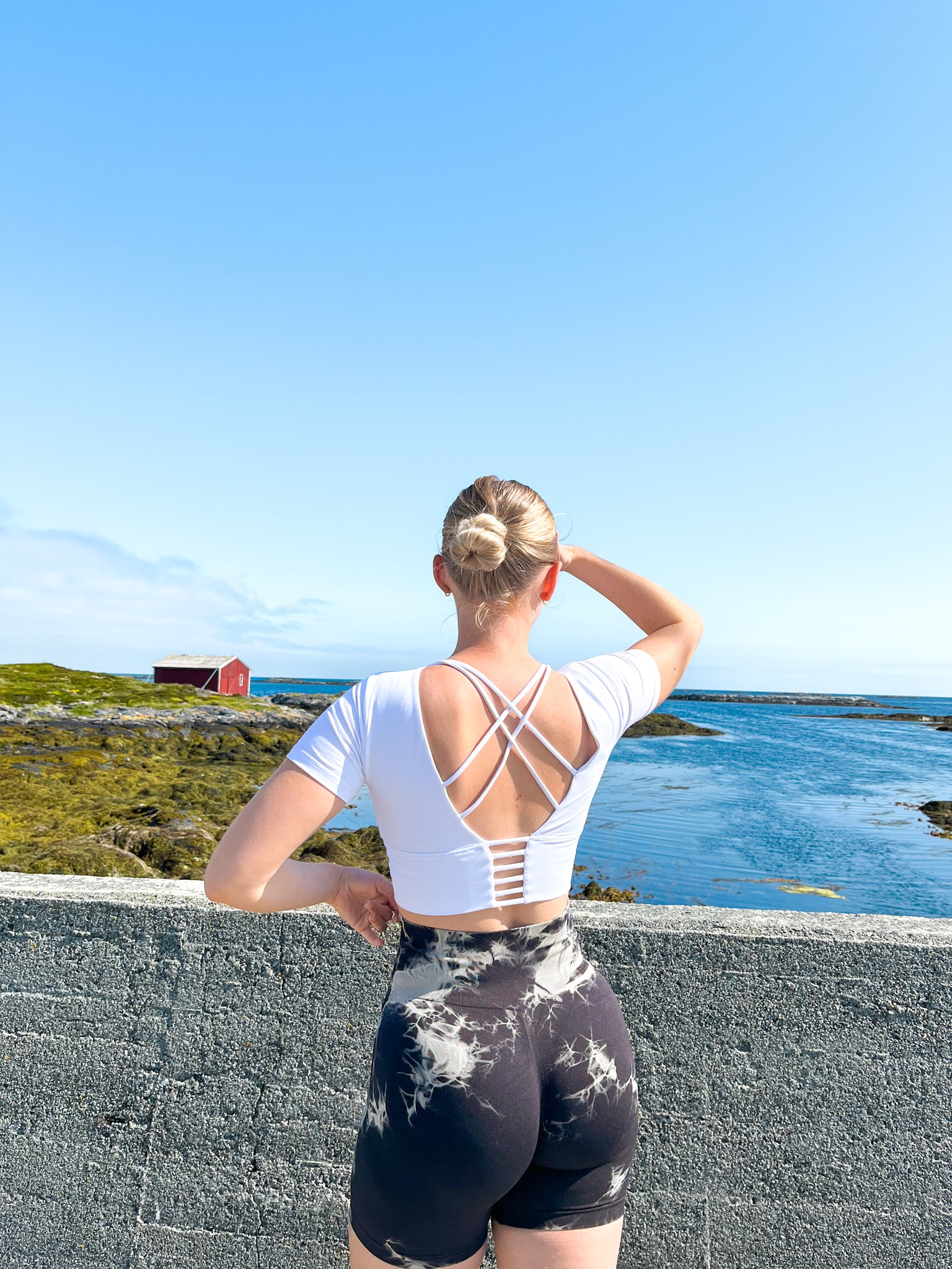 Grey Tie Dye Scrunch Shorts