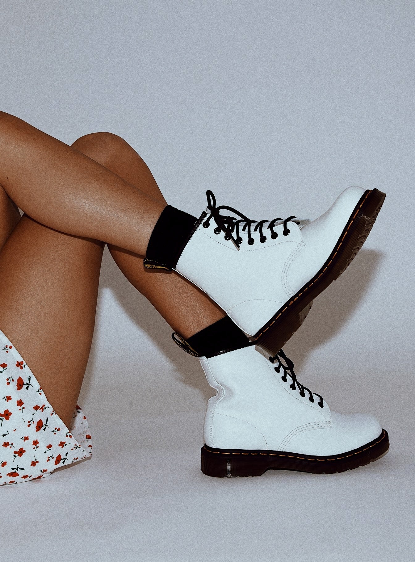 white dr martens outfit