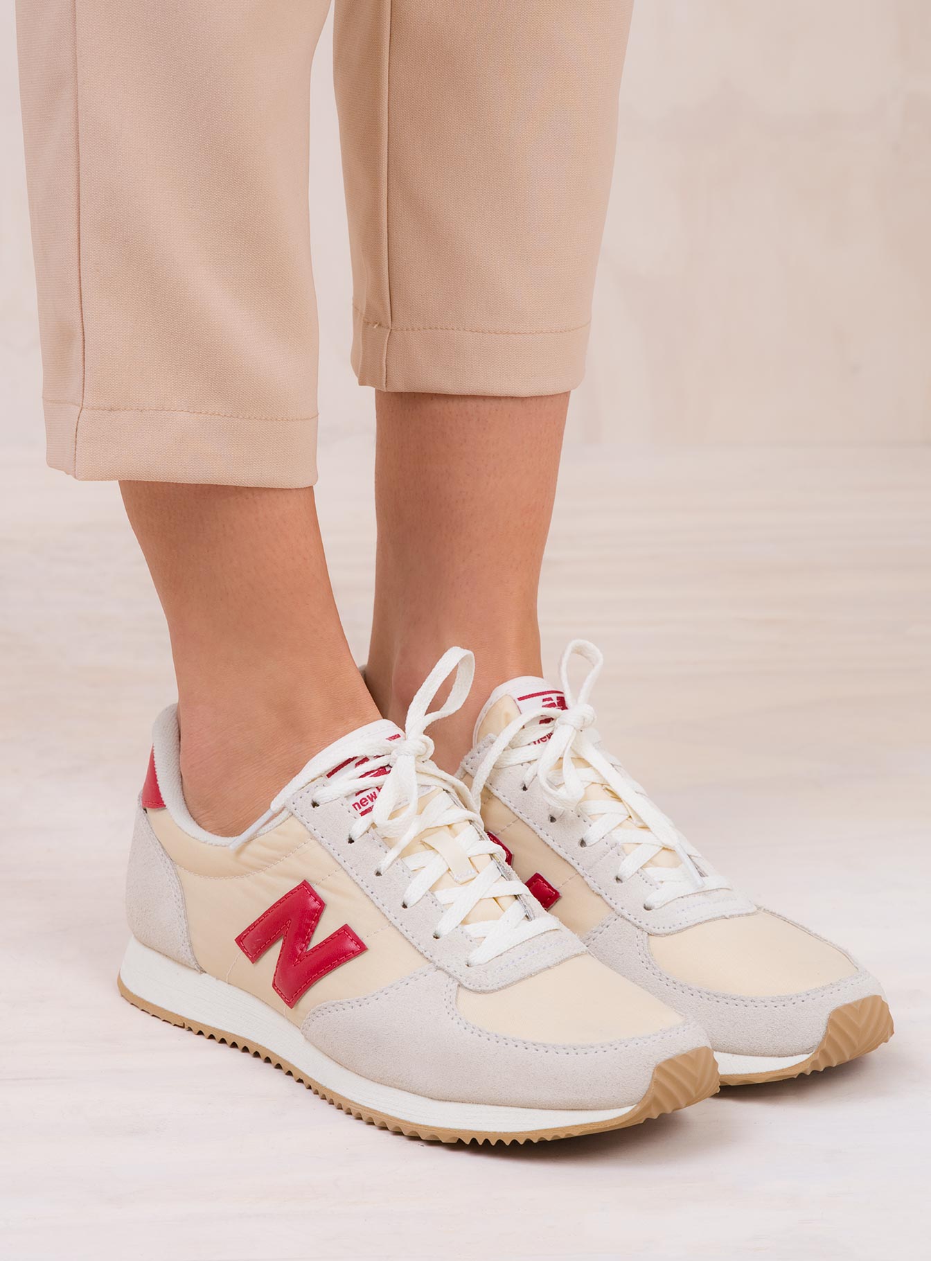 new balance 220 beige