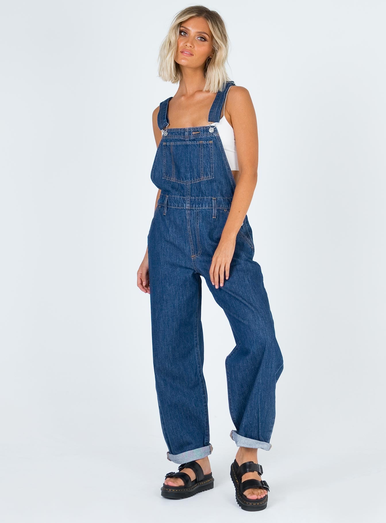 levi baggy overalls