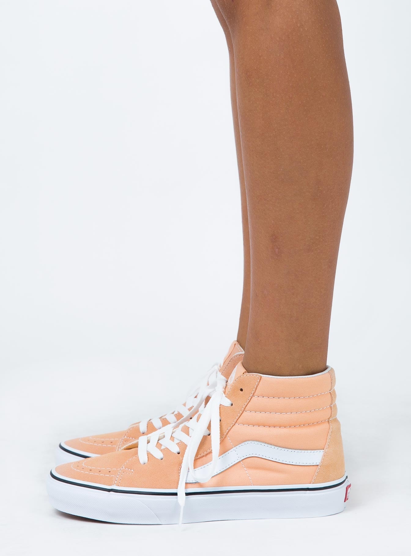 bleached apricot vans outfit