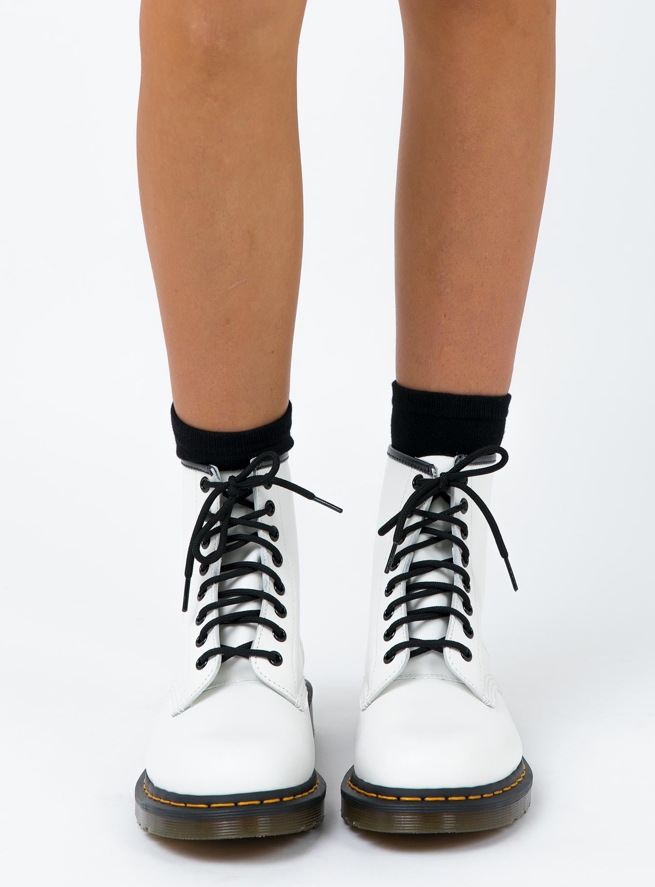 1460 doc martens white