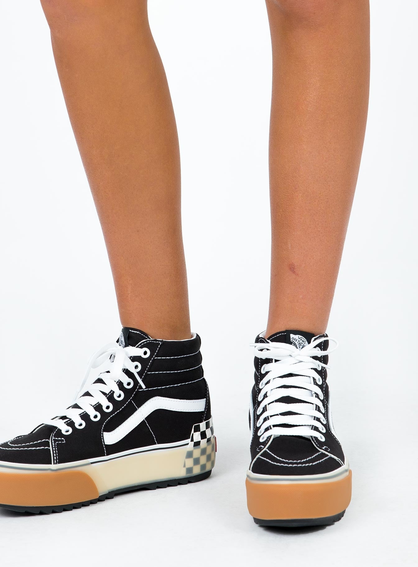 vans sk8 hi girl outfit