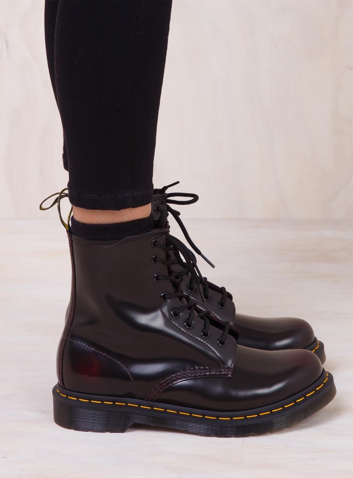 dr martens arcadia 1460